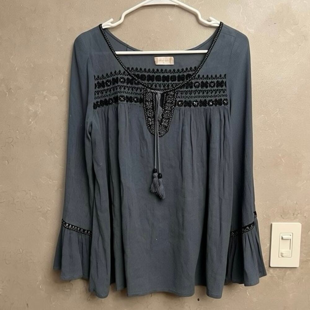 Altar'd State XS Boho Embroidered Peasant Top Long Bell Sleeve Gray Tassel Gauze - Picture 4 of 11